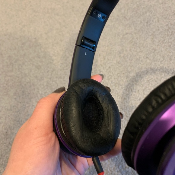 Beats By Dre Solo HD Purple - Picture 4 of 6